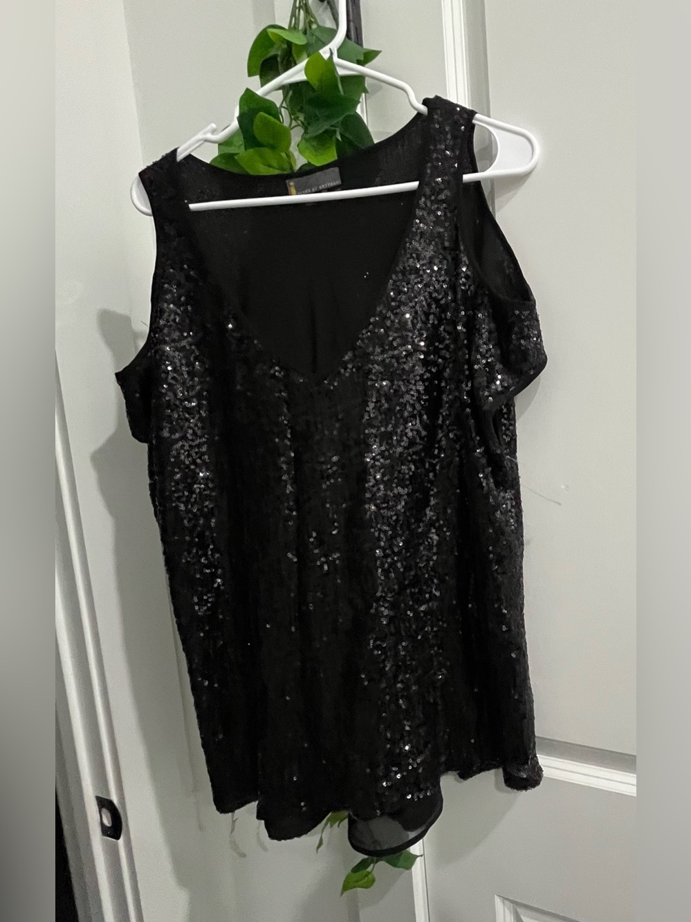 Jeans by Buffalo David Bitton Black Sequin Cold-Shoulder Tunic Top